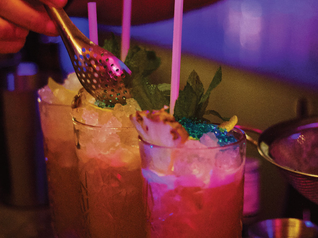 Happy Hour at Beachside Bar
